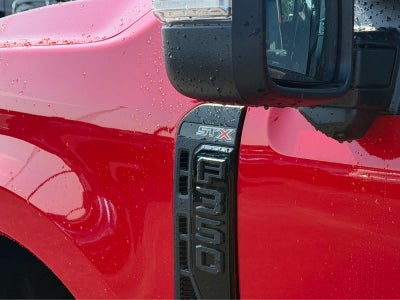 2027 Ford Super Duty F-350 DRW XL