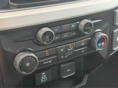2027 Ford Super Duty F-350 DRW XL