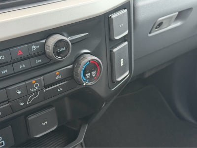 2027 Ford Super Duty F-350 DRW XL
