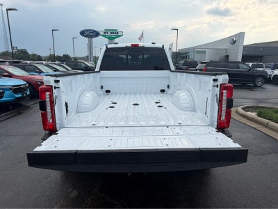 2027 Ford Super Duty F-350 DRW XL