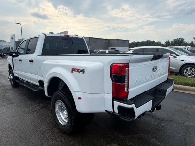 2027 Ford Super Duty F-350 DRW XL