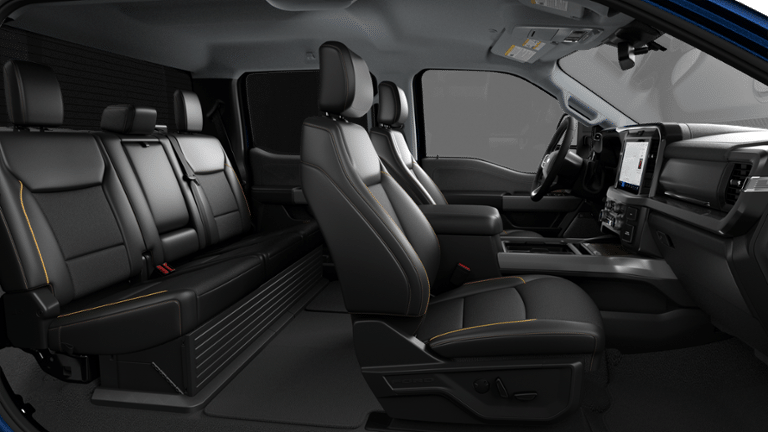 2027 Ford Super Duty F-350 DRW LARIAT