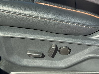 2027 Ford Super Duty F-350 DRW LARIAT