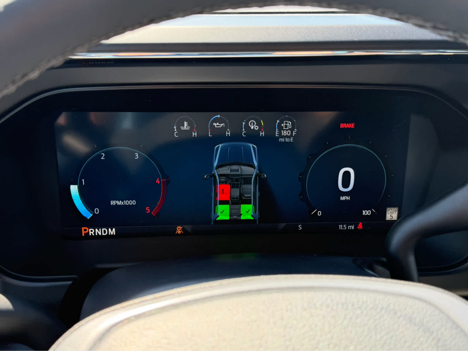 2027 Ford Super Duty F-350 DRW LARIAT