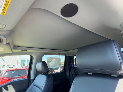2027 Ford Super Duty F-350 DRW LARIAT