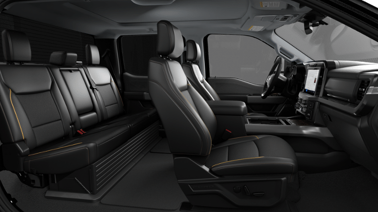 2027 Ford Super Duty F-350 DRW LARIAT