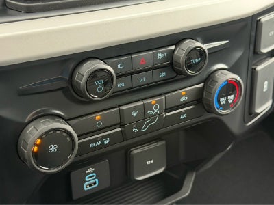 2027 Ford Super Duty F-350 DRW XL