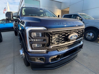 2027 Ford Super Duty F-350 DRW XL
