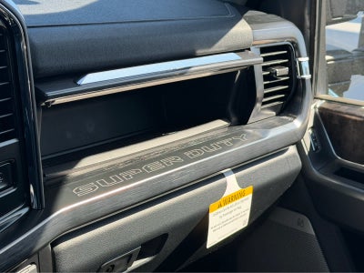 2027 Ford Super Duty F-350 DRW LARIAT