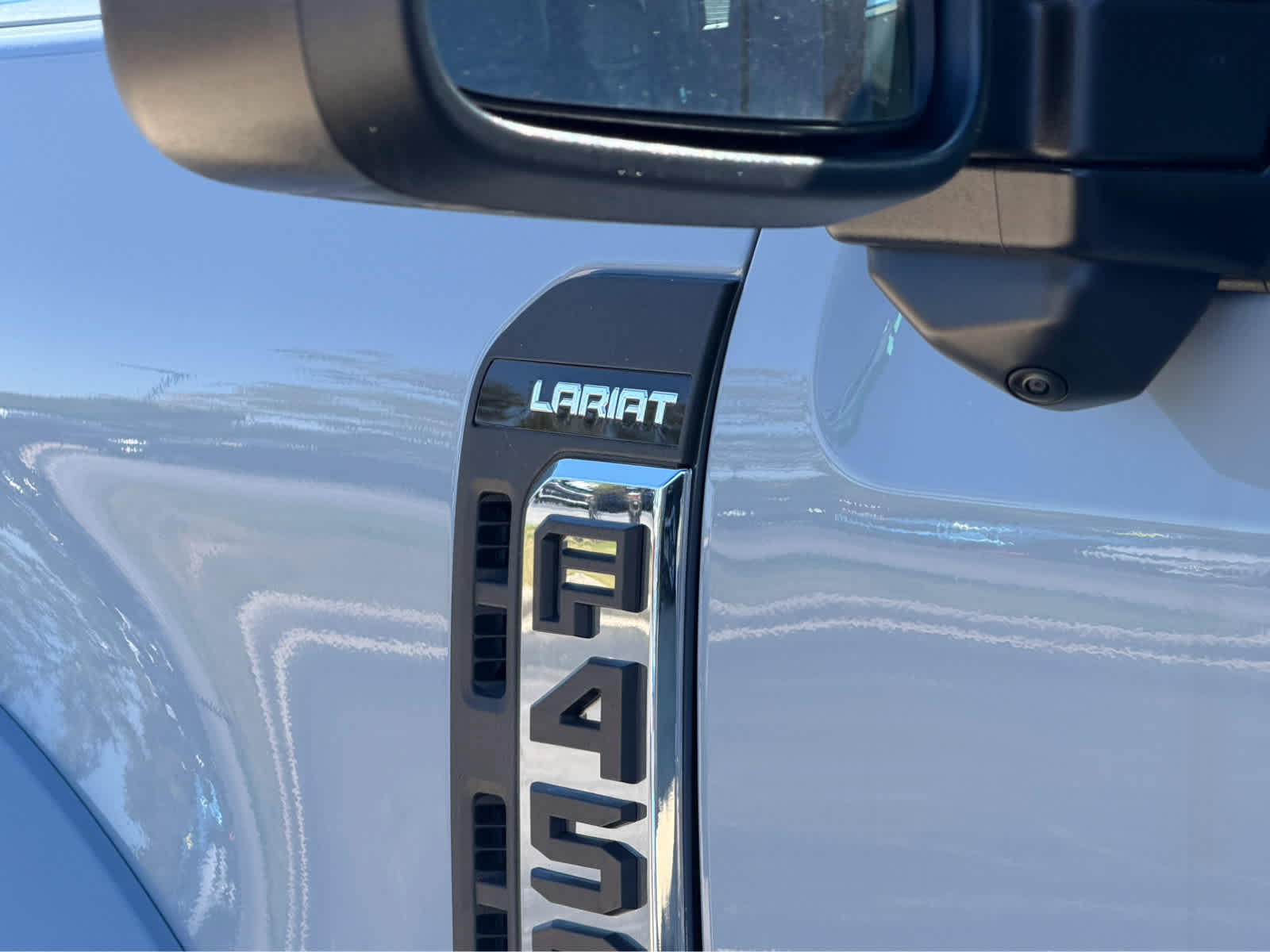 2026 Ford Super Duty F-450 DRW LARIAT