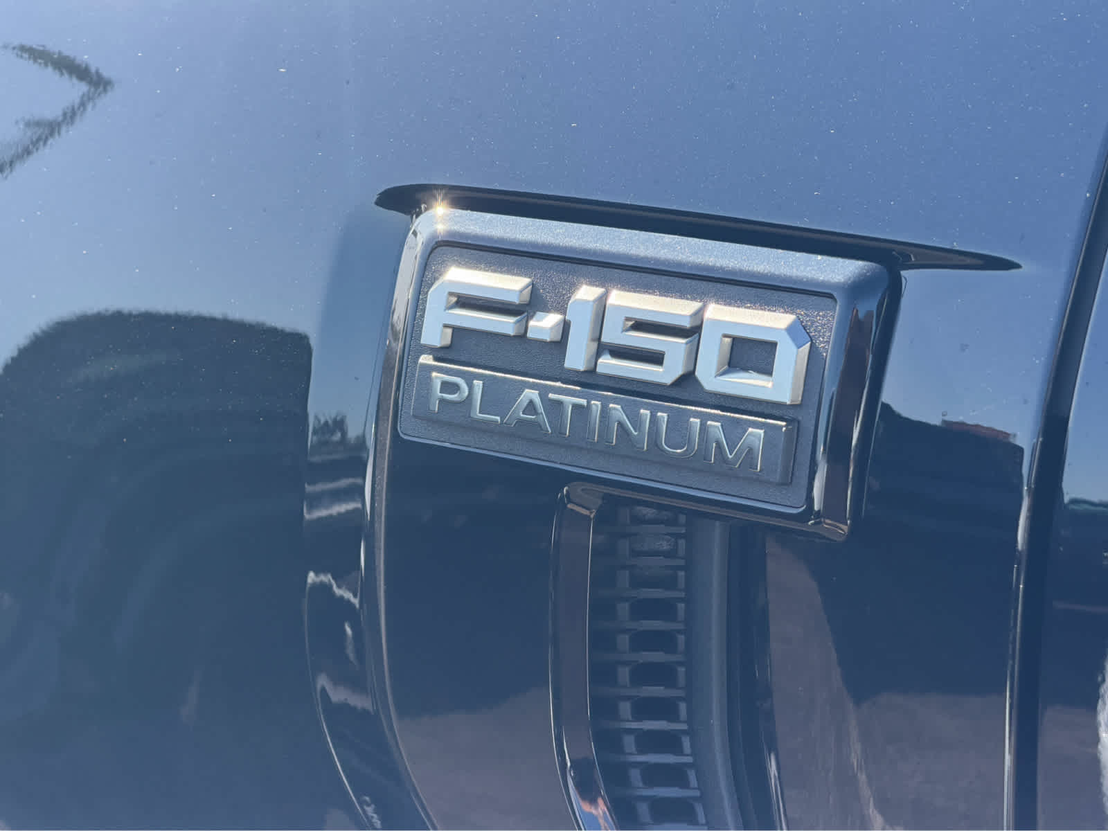 2025 Ford F-150 Platinum