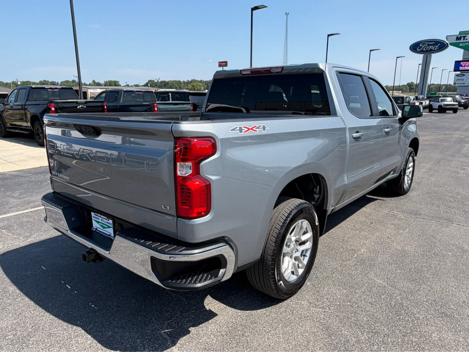 2024 Chevrolet Silverado 1500 LT