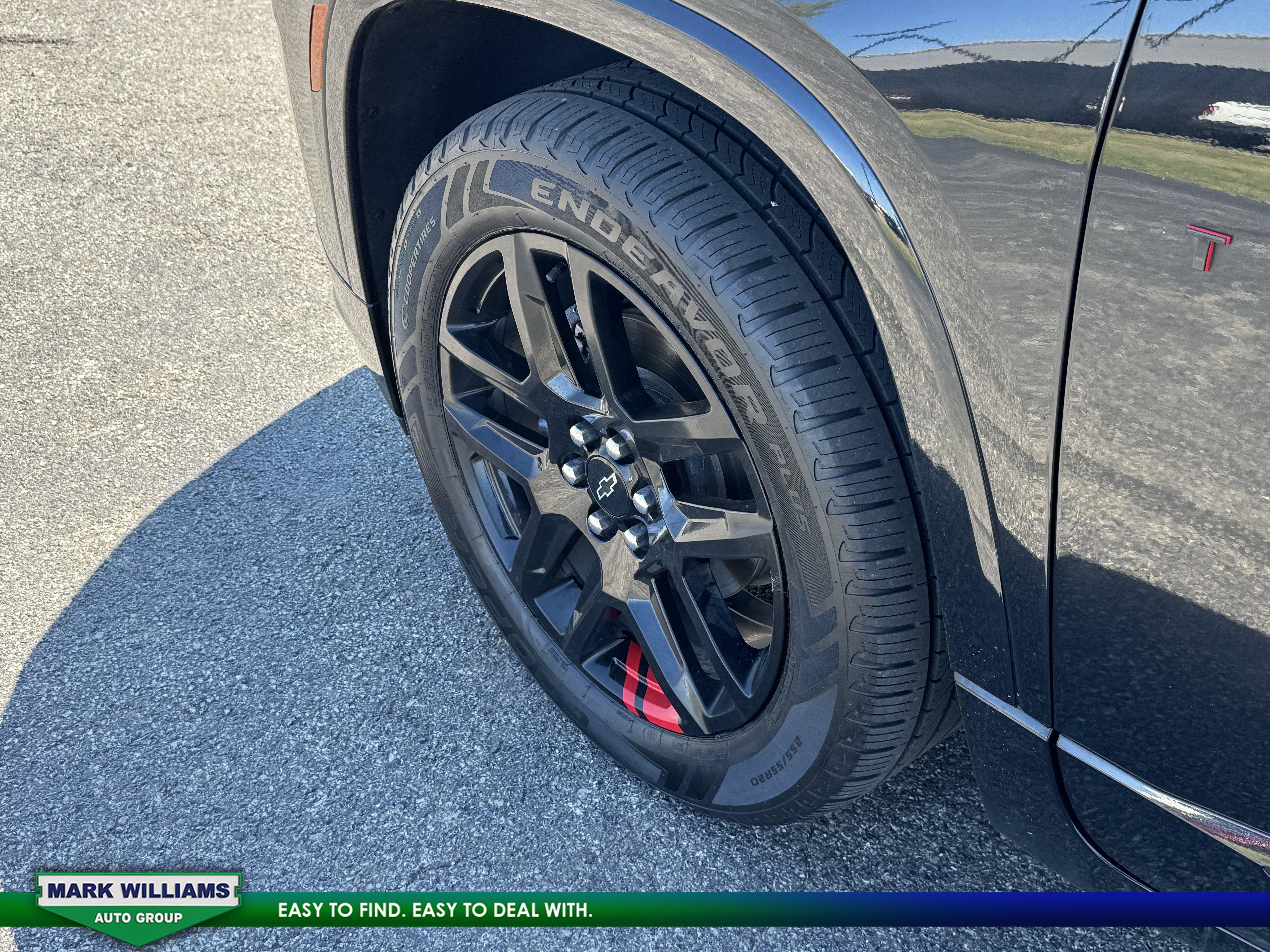 2023 Chevrolet Traverse Premier