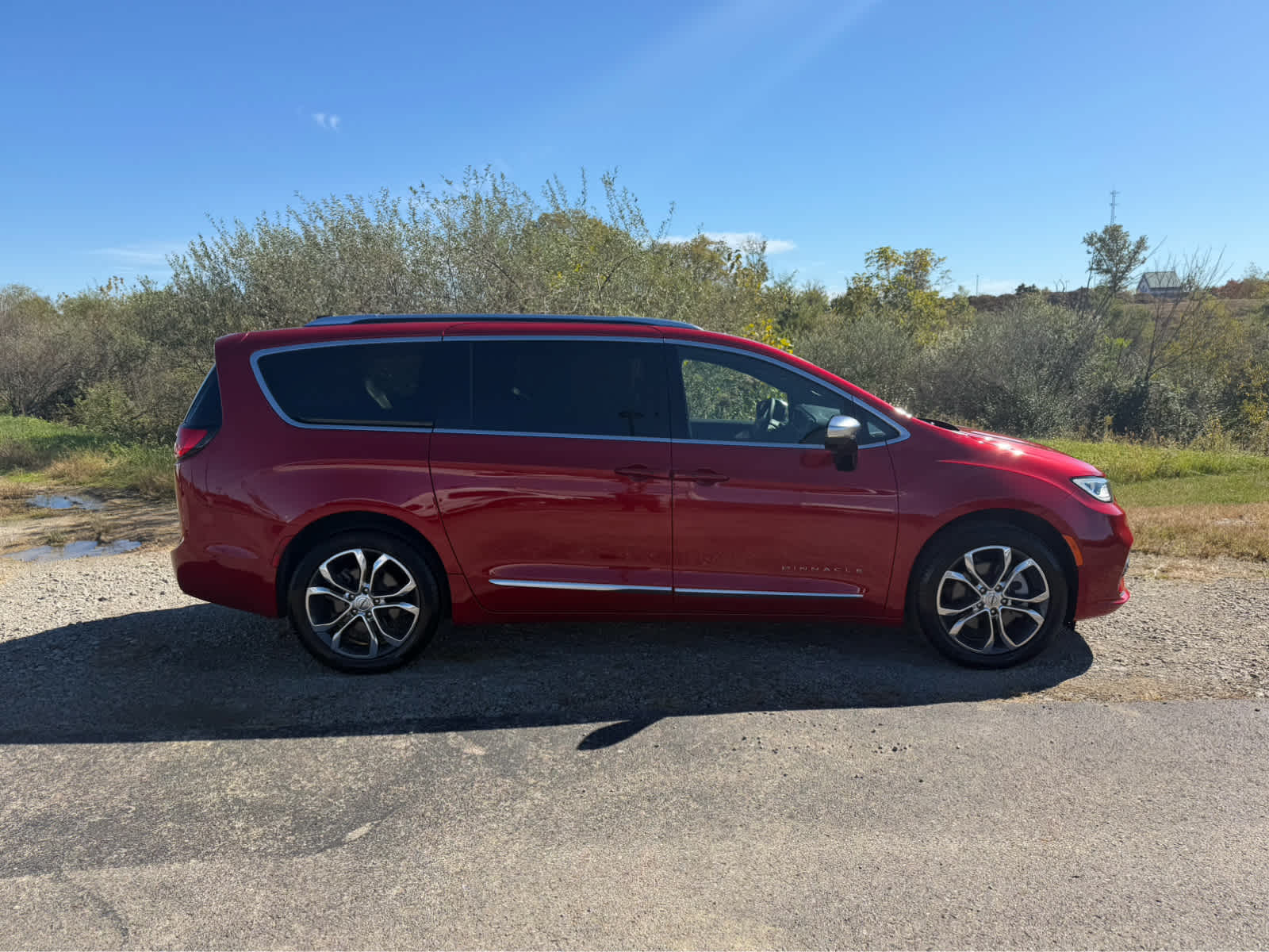 2025 Chrysler Pacifica Pinnacle