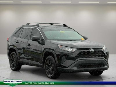 2020 Toyota RAV4 LE