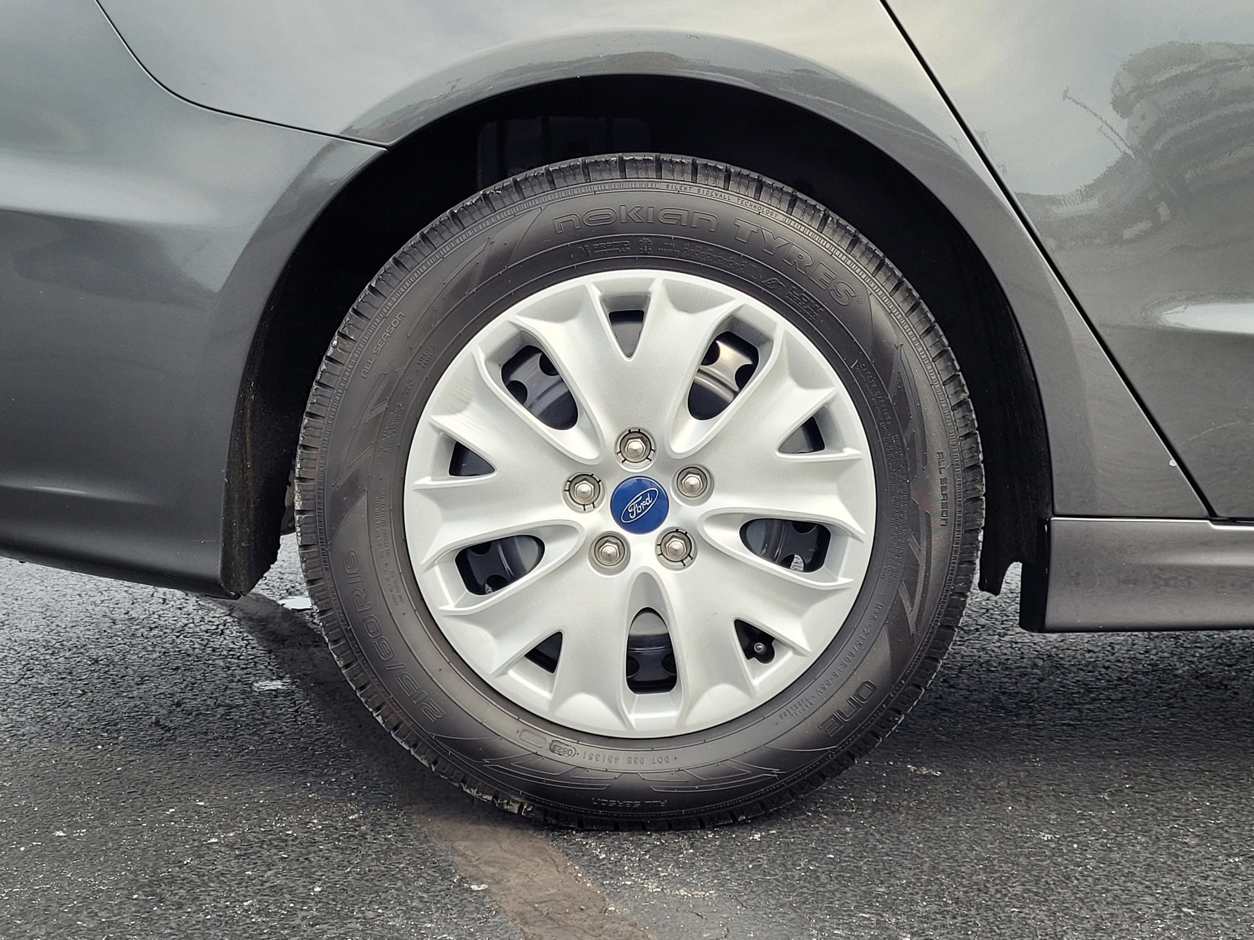 2019 Ford Fusion S