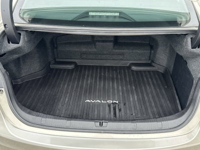 2018 Toyota Avalon Hybrid XLE Premium