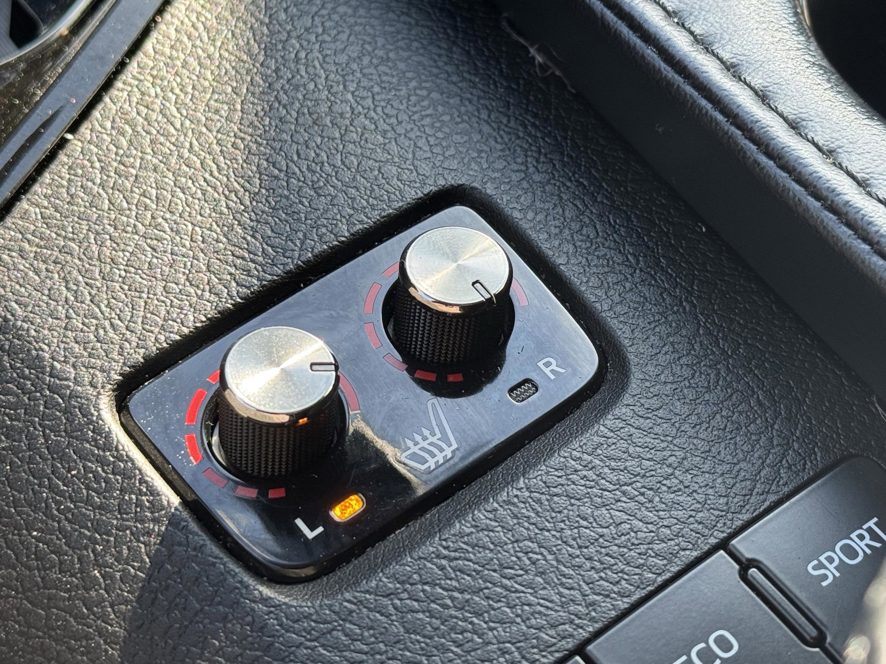 2018 Toyota Avalon Hybrid XLE Premium