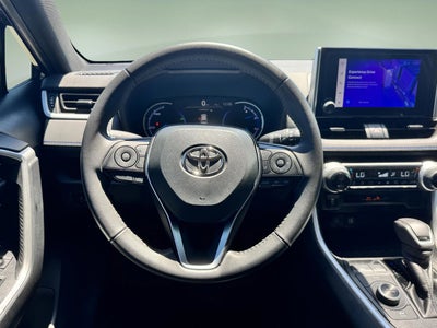 2023 Toyota RAV4 Hybrid SE