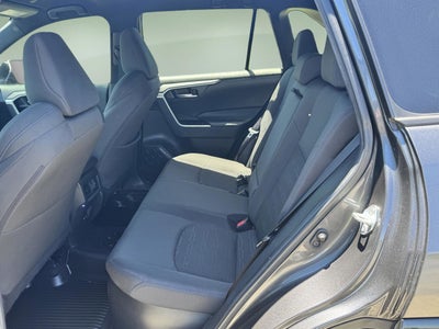 2023 Toyota RAV4 Hybrid SE