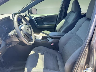 2023 Toyota RAV4 Hybrid SE
