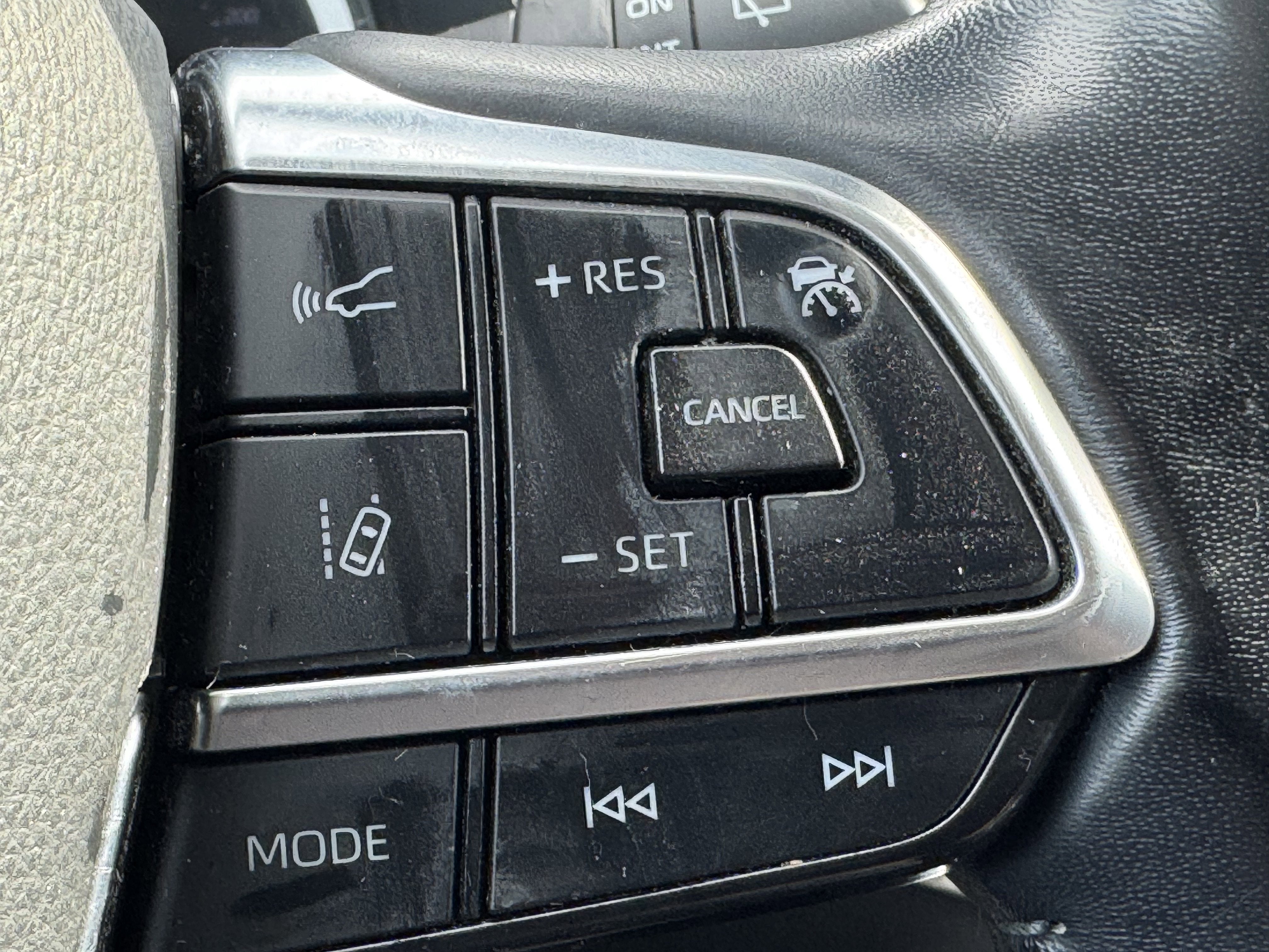 2020 Toyota Highlander L