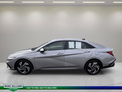 2025 Hyundai Elantra SEL Convenience