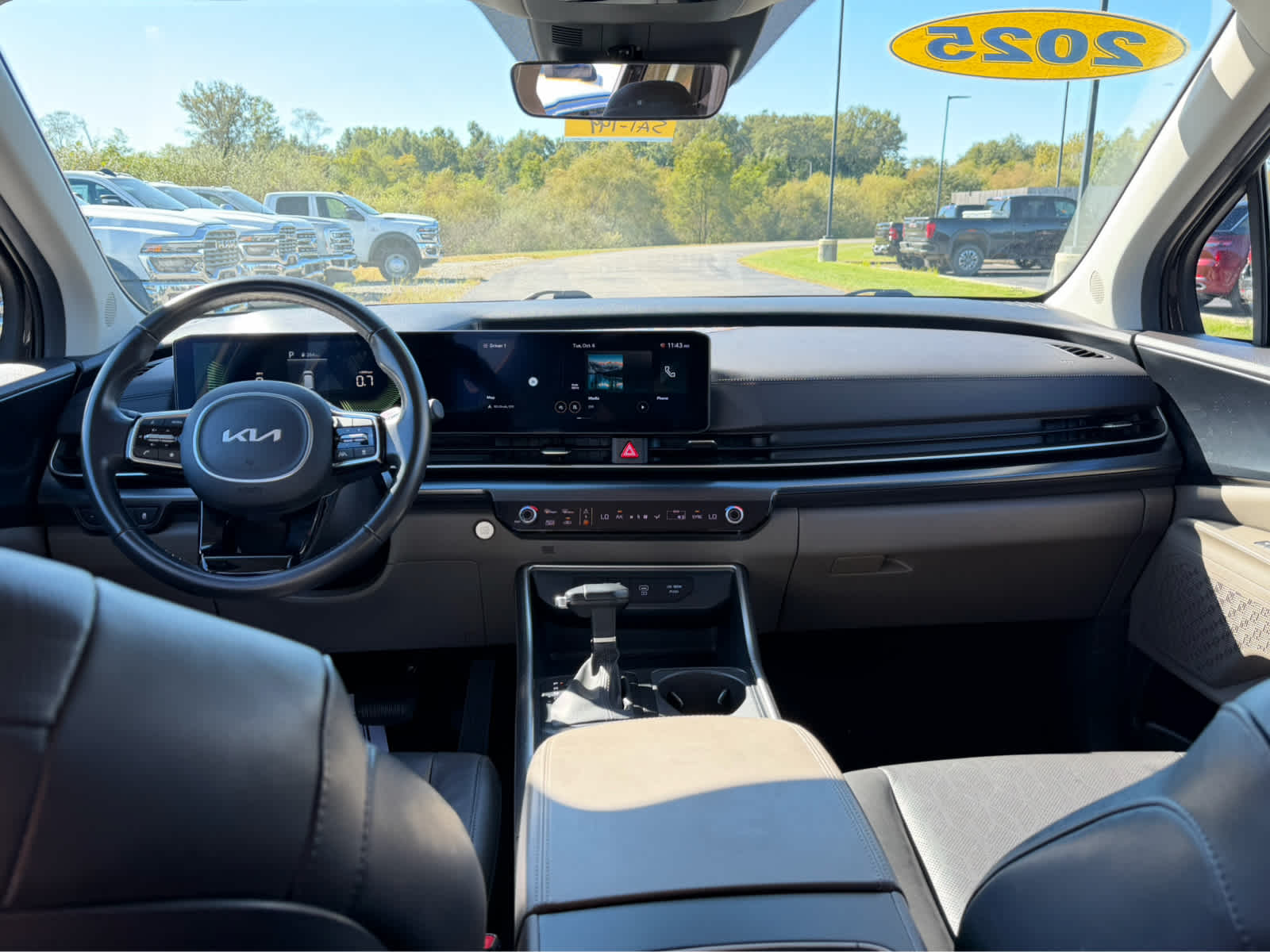 2025 Kia Carnival LXS