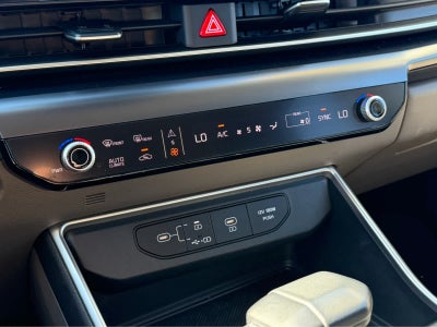 2025 Kia Carnival LXS