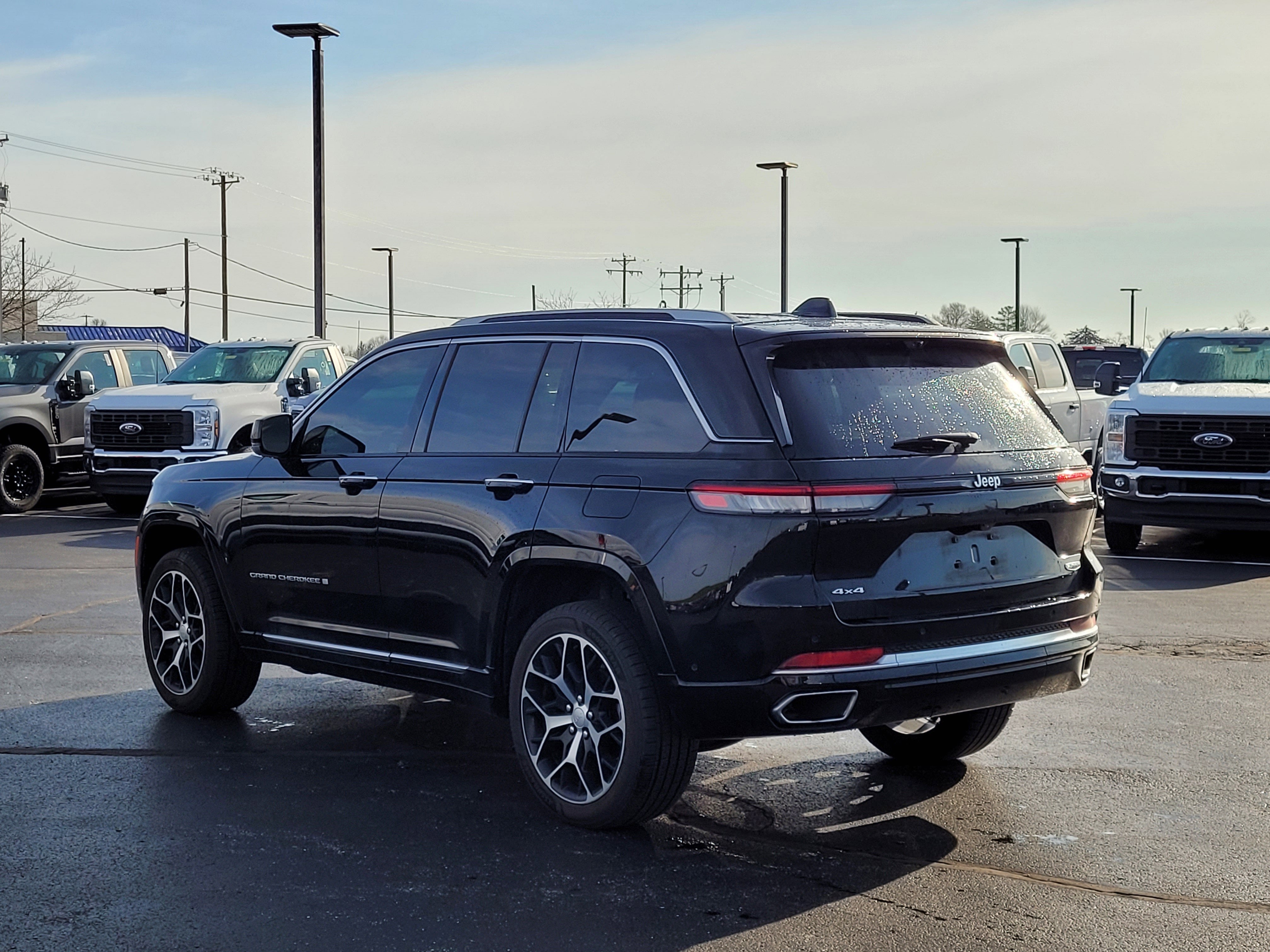 2023 Jeep Grand Cherokee Summit Reserve