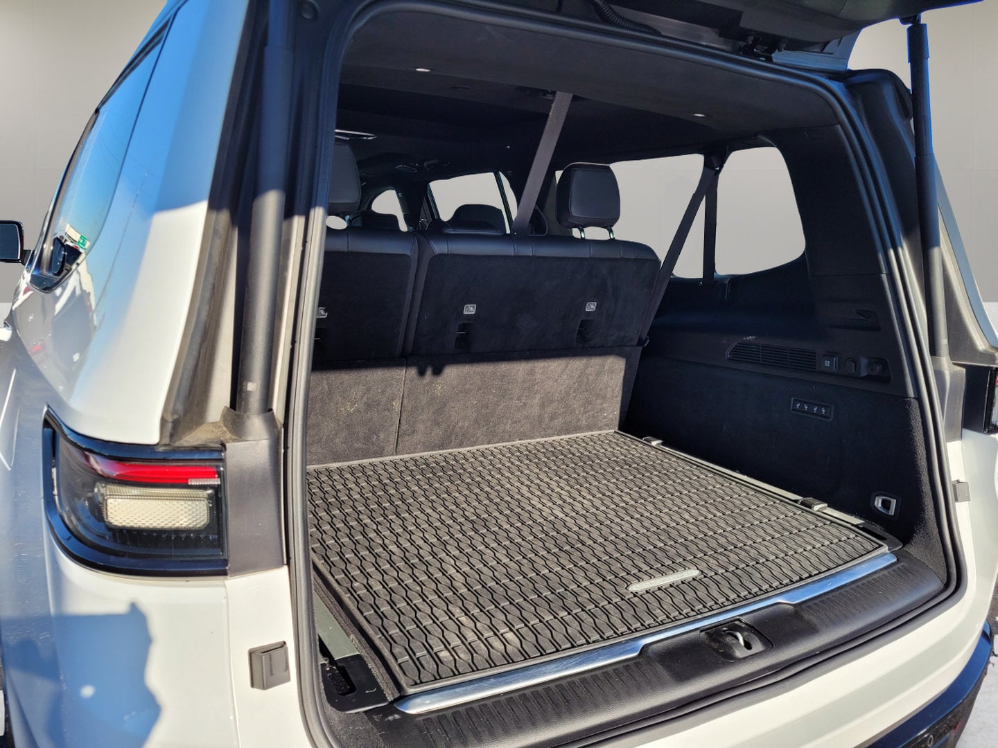 2025 Jeep Grand Wagoneer L Series II