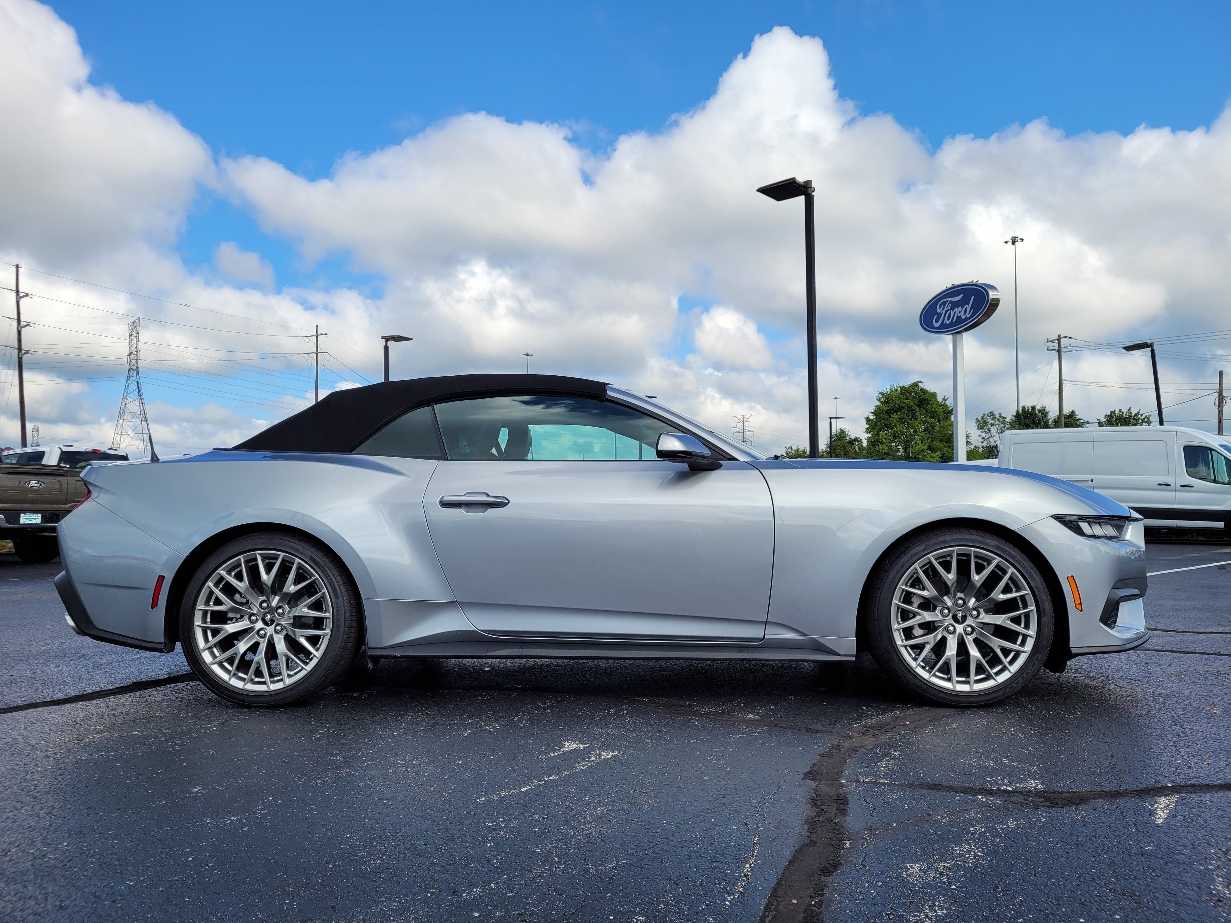 2024 Ford Mustang EcoBoost Premium