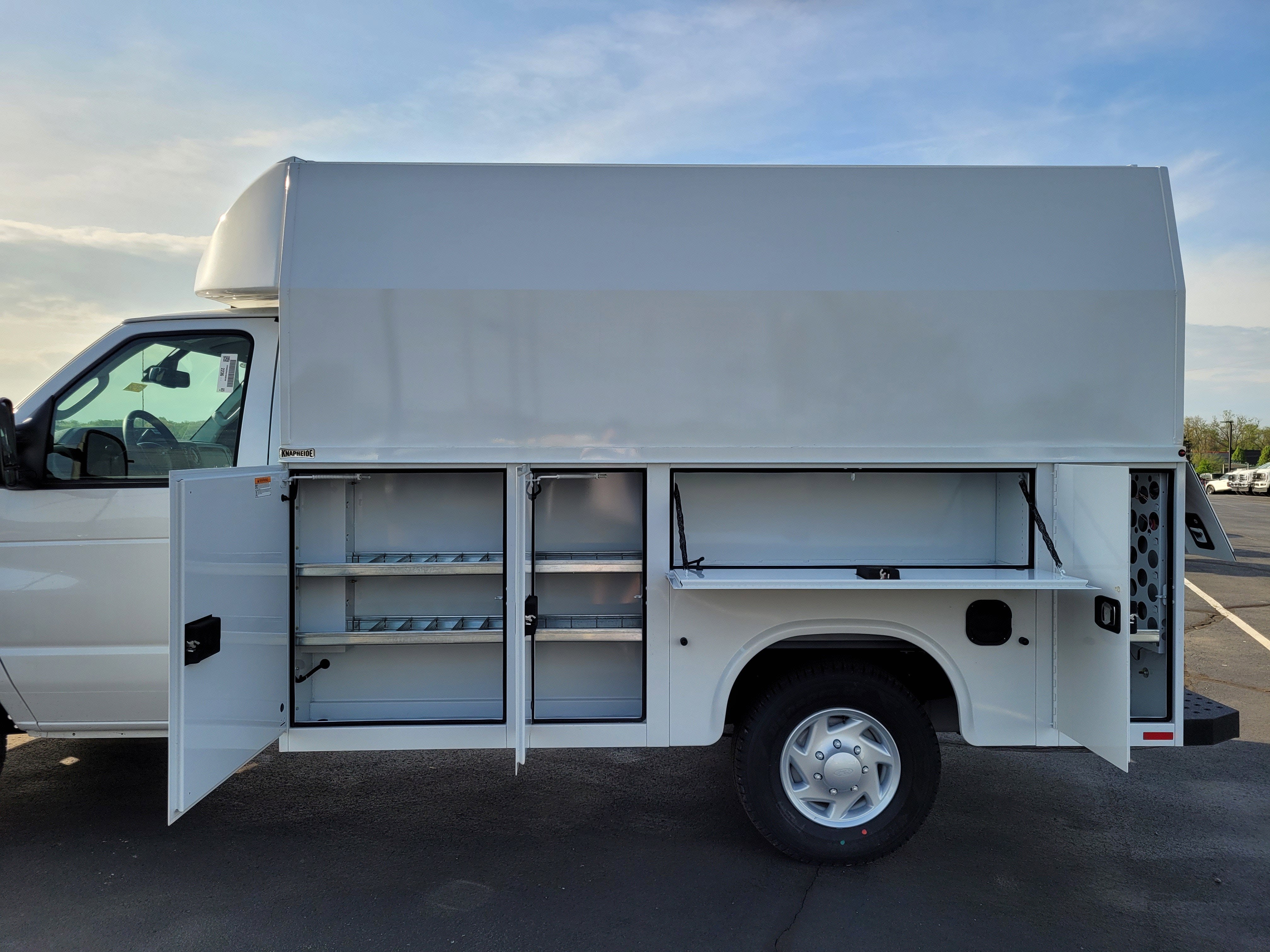 2026 Ford E-350SD Base Cutaway