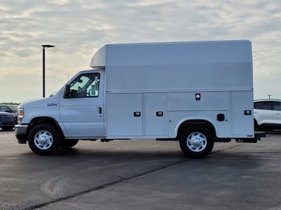 2026 Ford E-350SD Base Cutaway