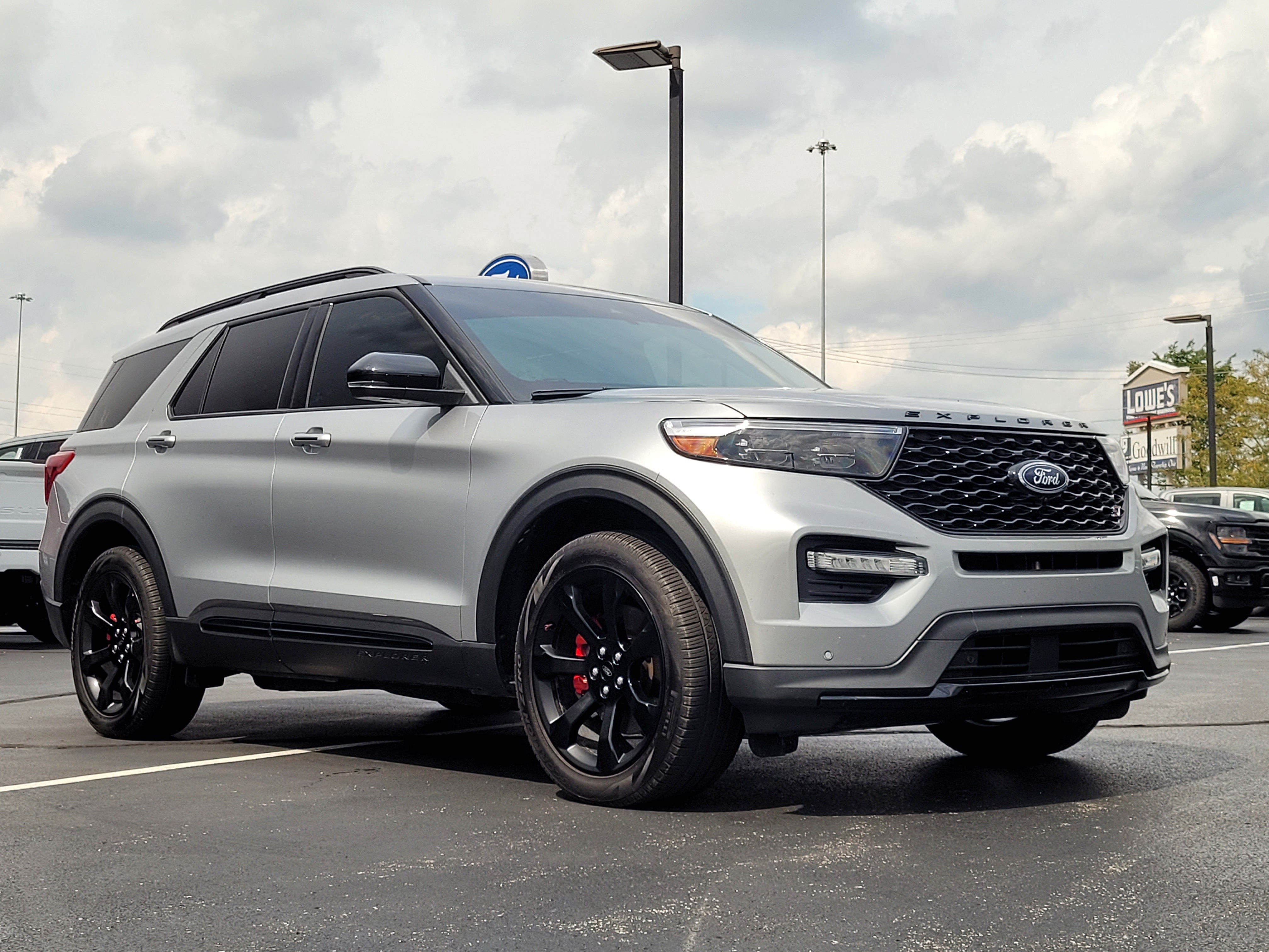 2024 Ford Explorer ST