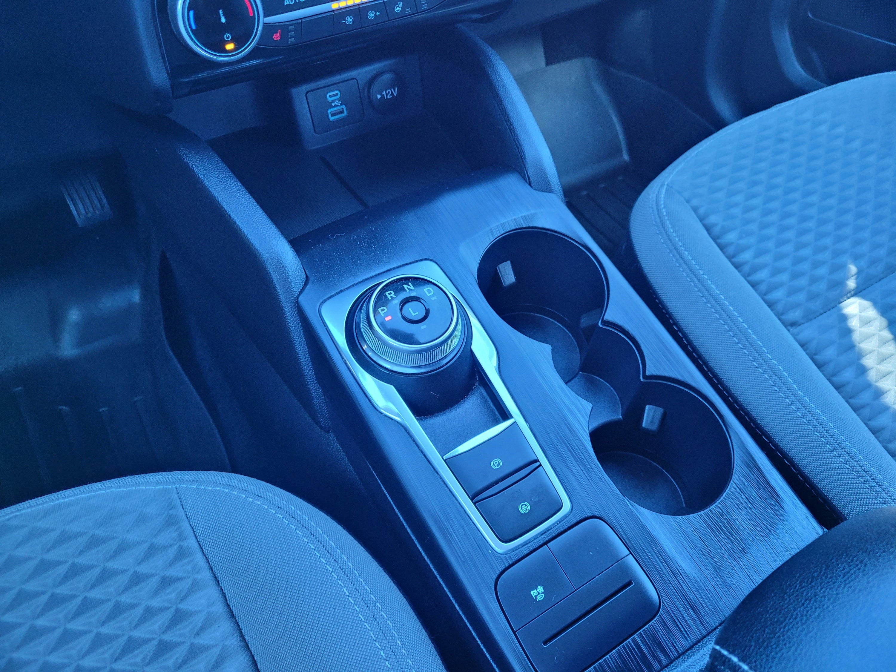 2022 Ford Escape Hybrid SE
