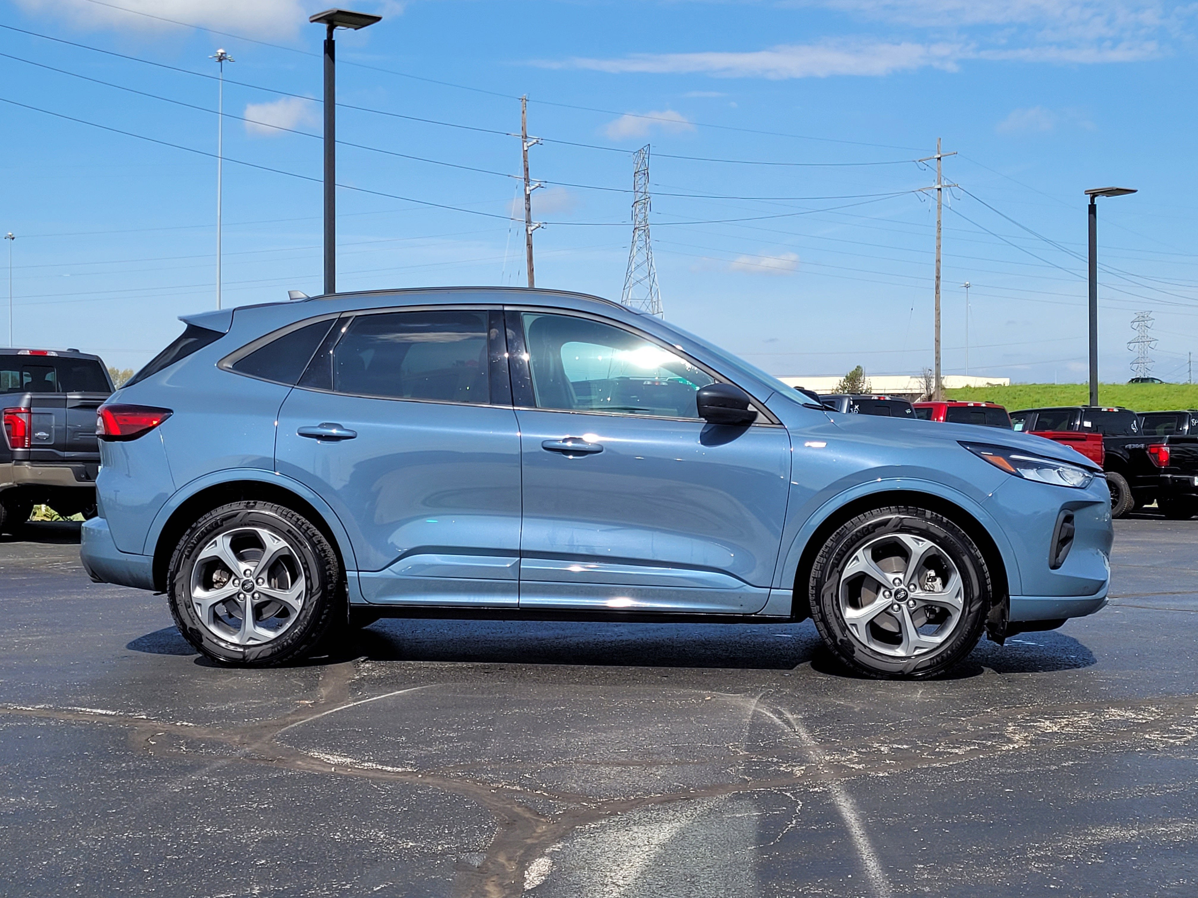 2023 Ford Escape ST-Line
