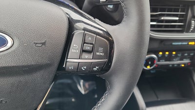 2022 Ford Escape Hybrid Titanium