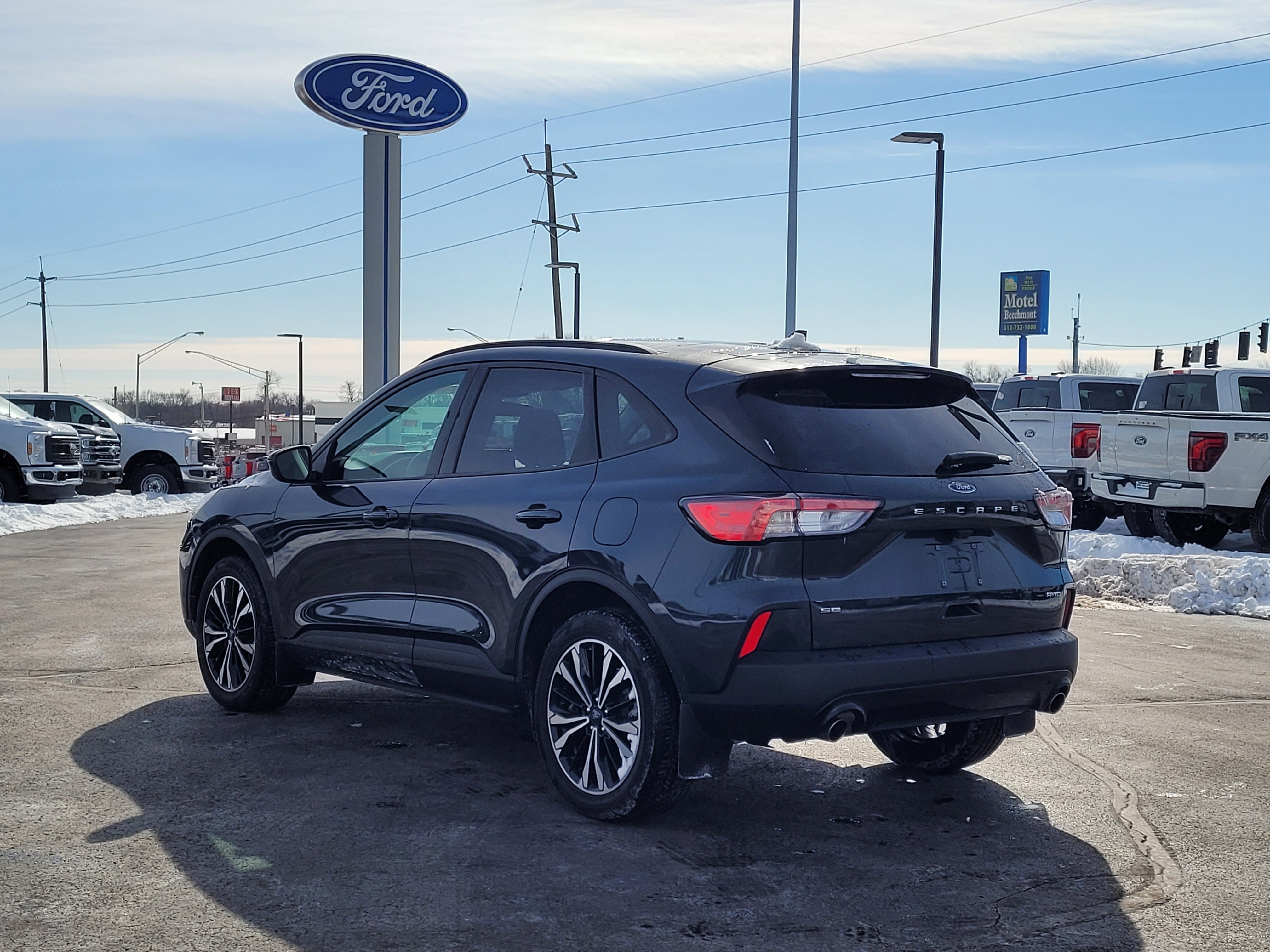2022 Ford Escape SE