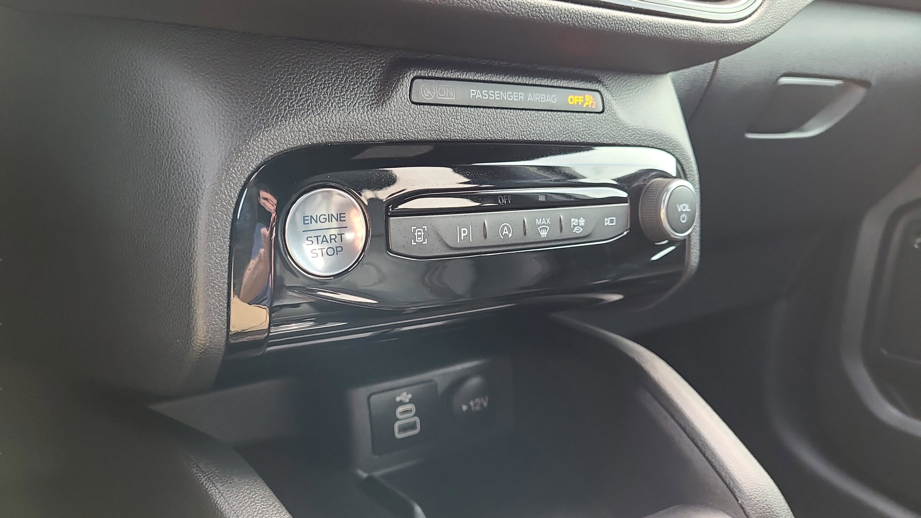 2025 Ford Escape ST-Line Elite