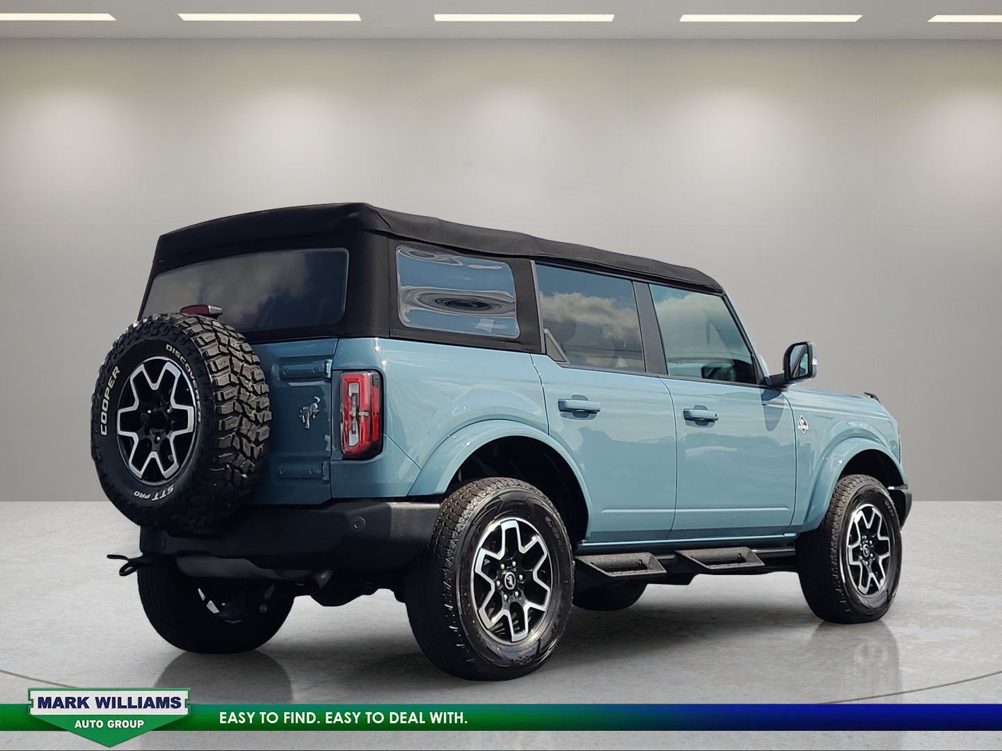 2022 Ford Bronco Outer Banks