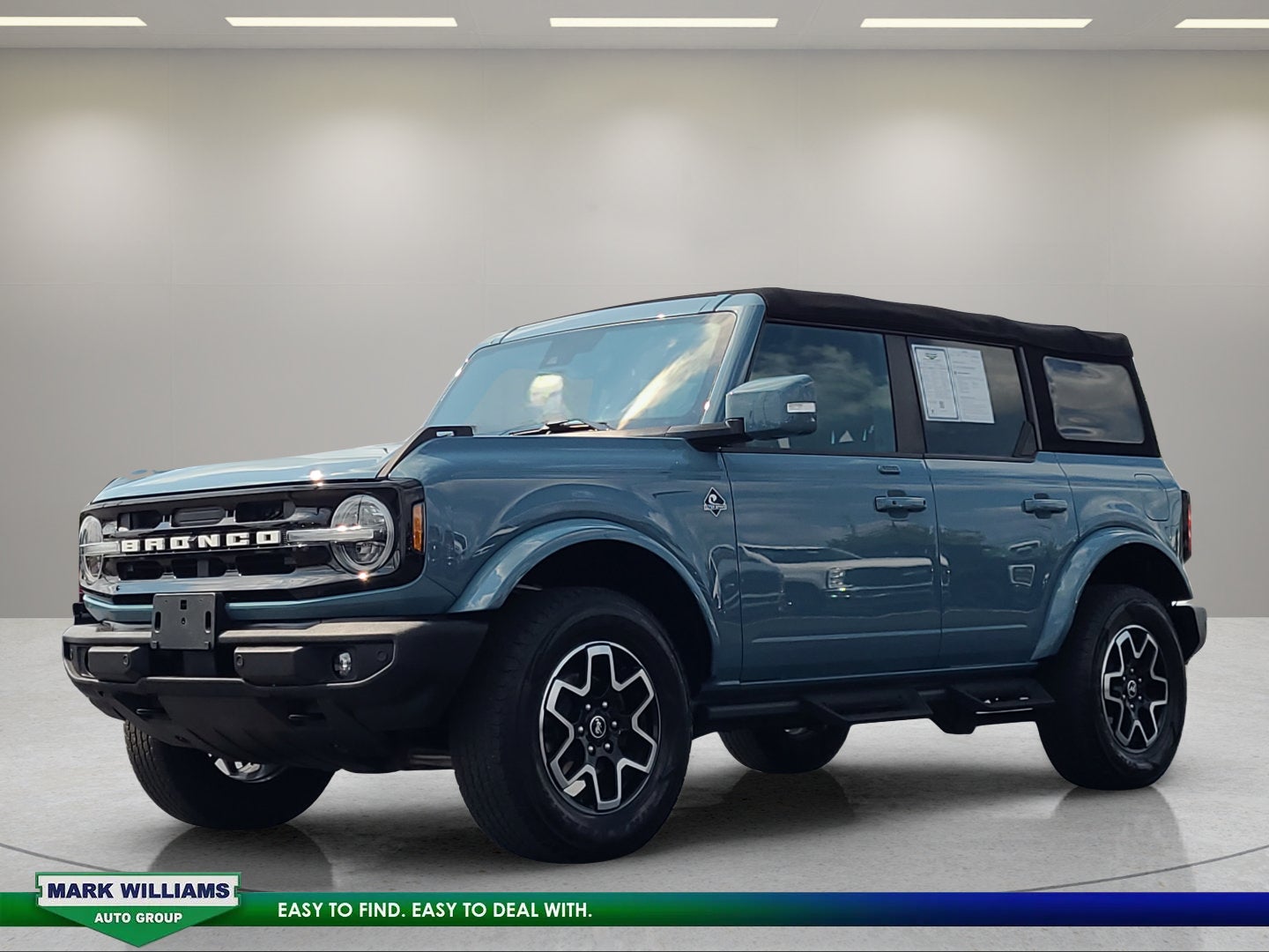 2022 Ford Bronco Outer Banks