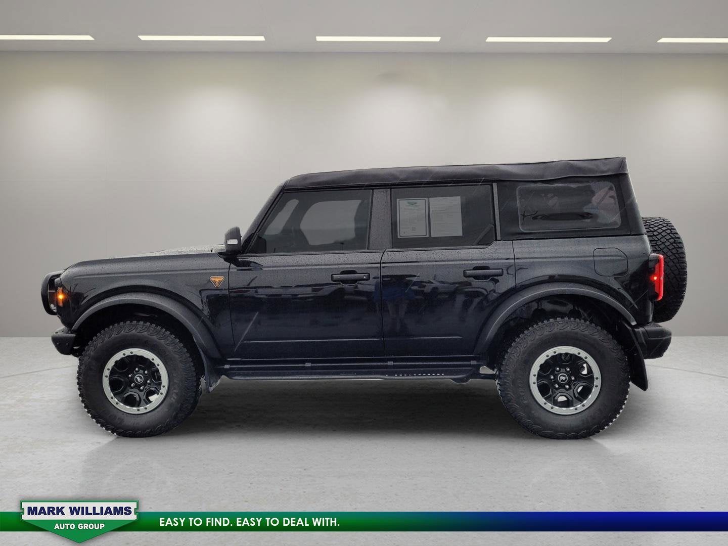 2023 Ford Bronco Badlands