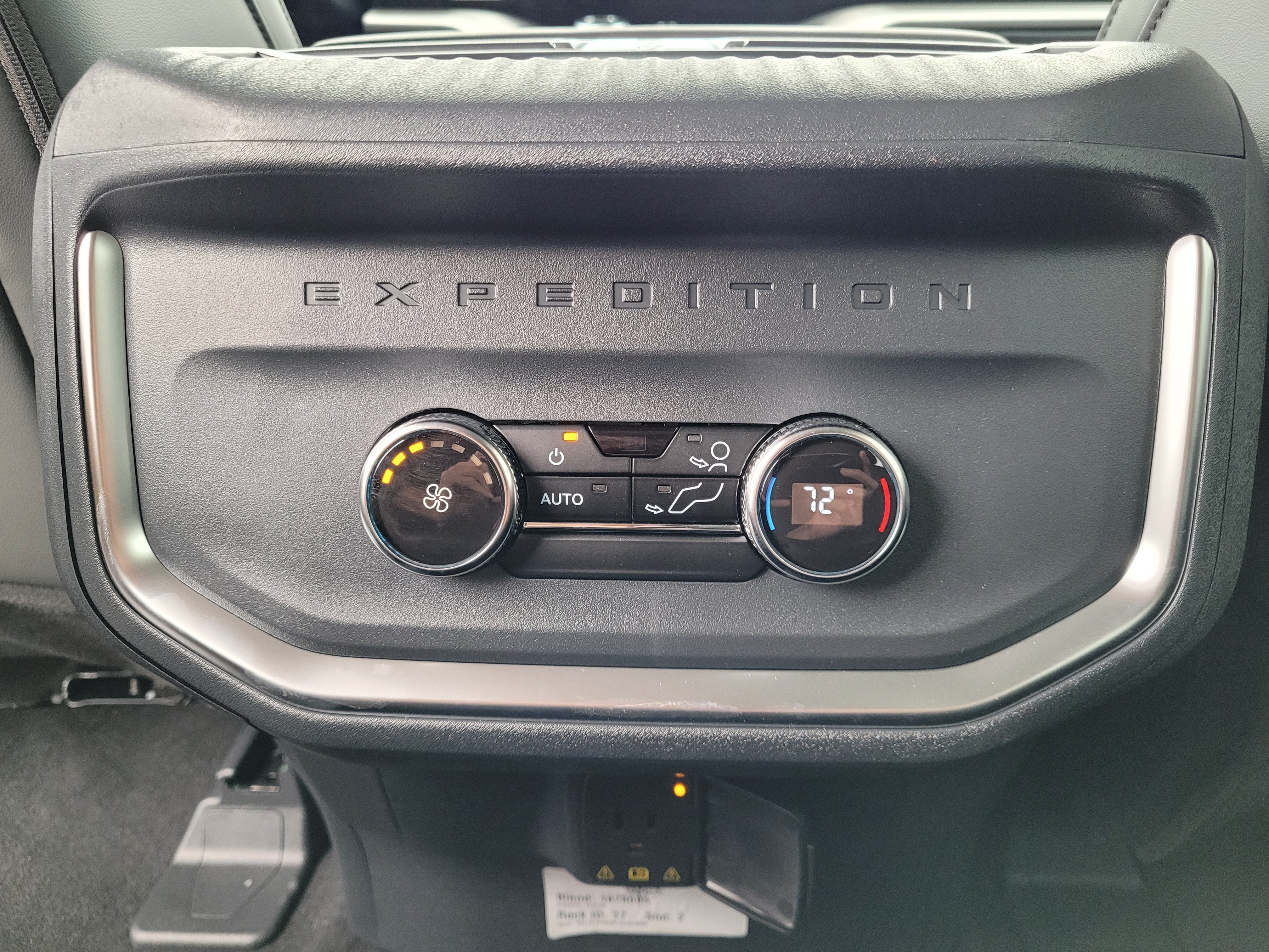 2027 Ford Expedition Max Active