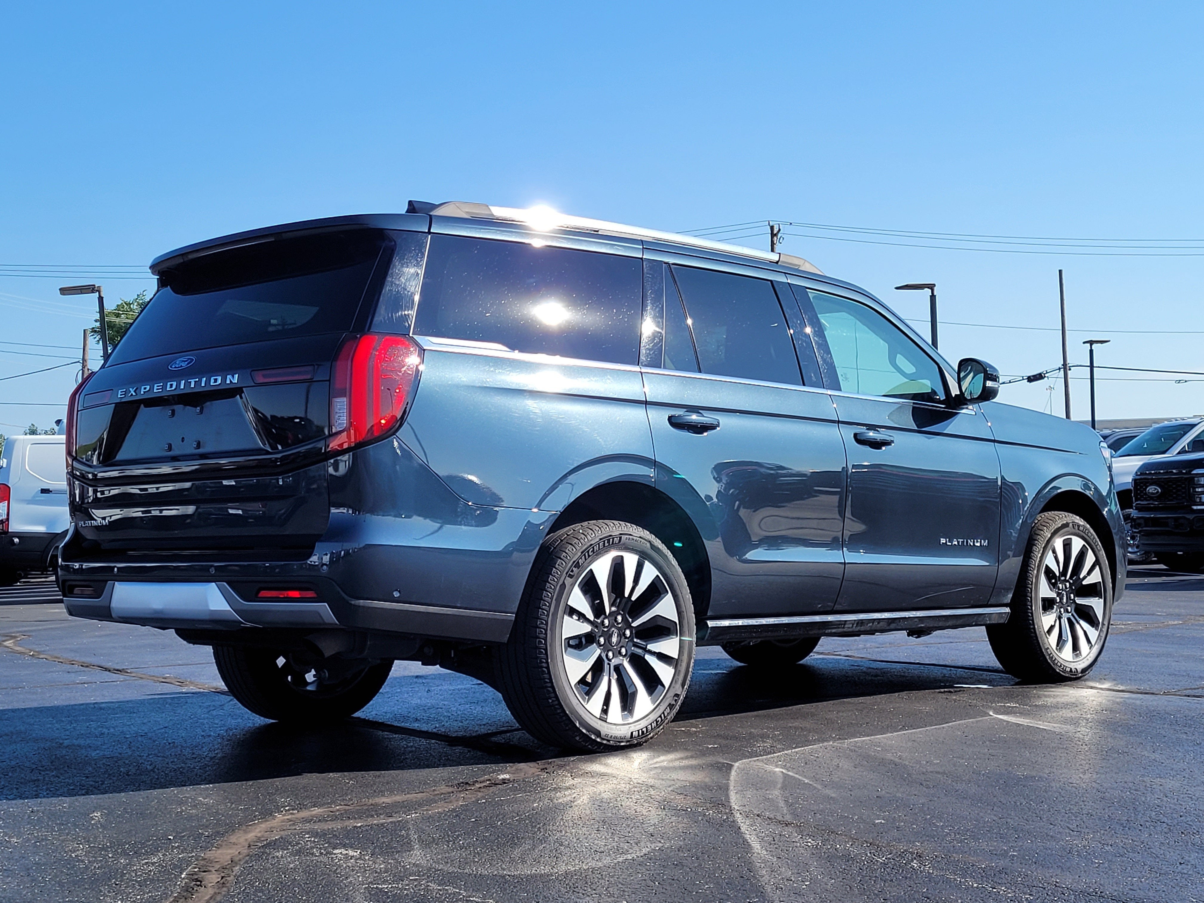 2025 Ford Expedition Platinum