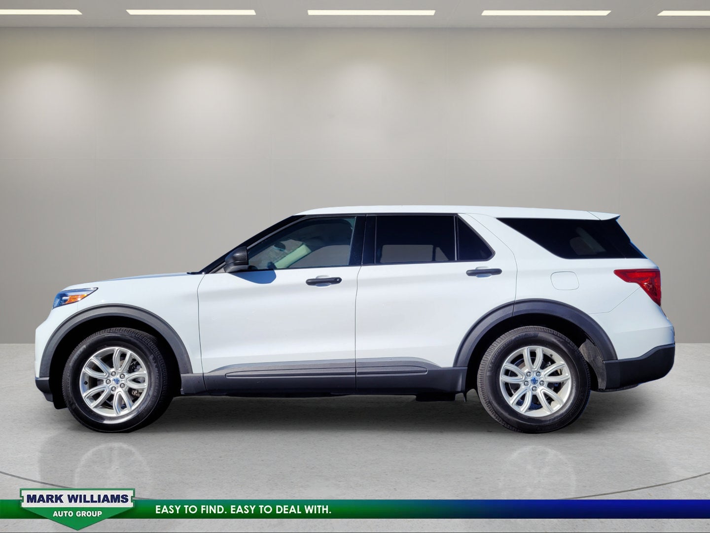 2020 Ford Explorer Base