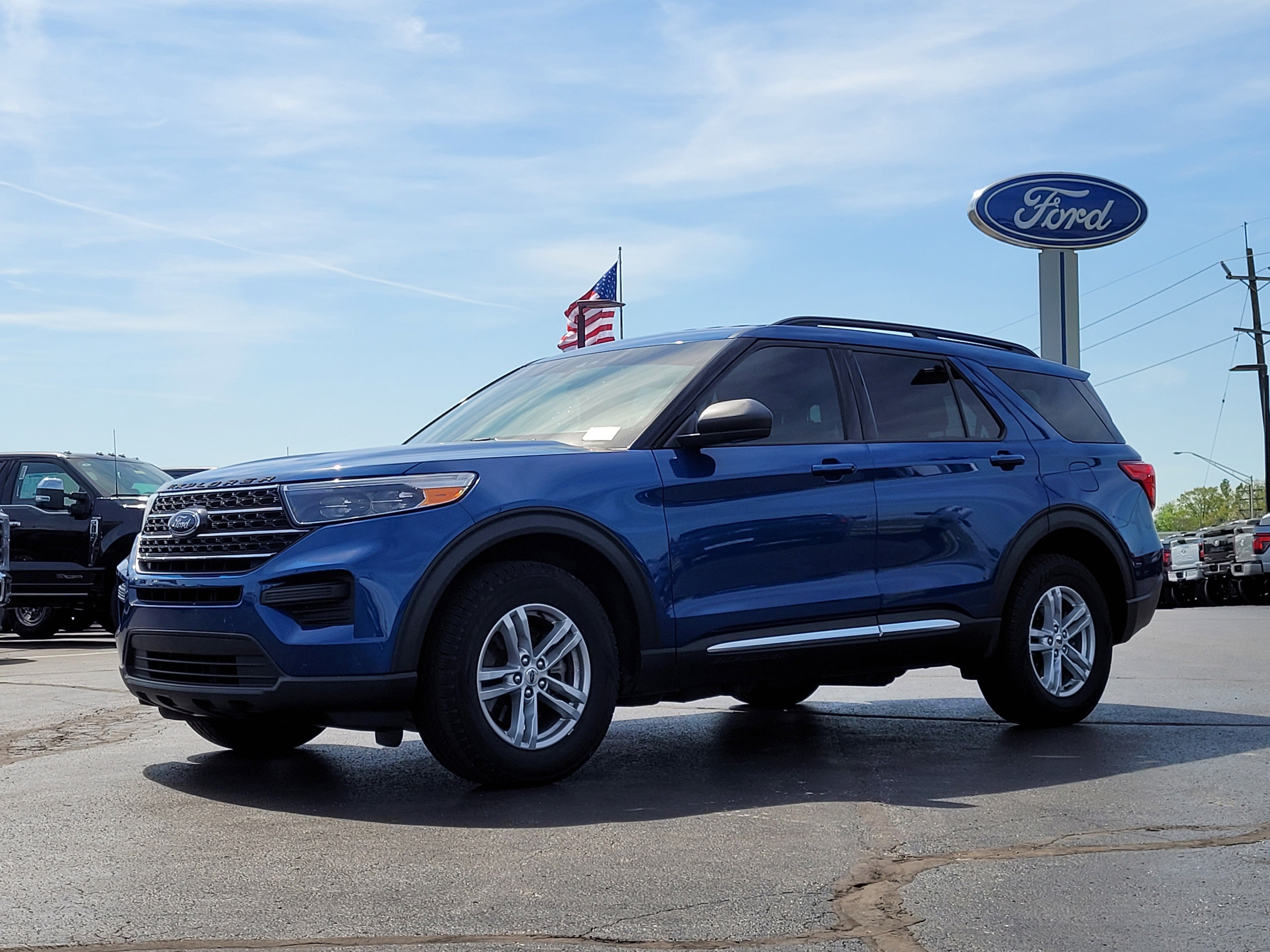 2023 Ford Explorer XLT