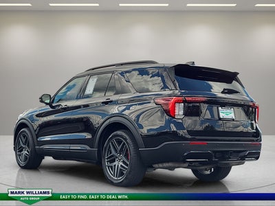 2025 Ford Explorer ST-Line