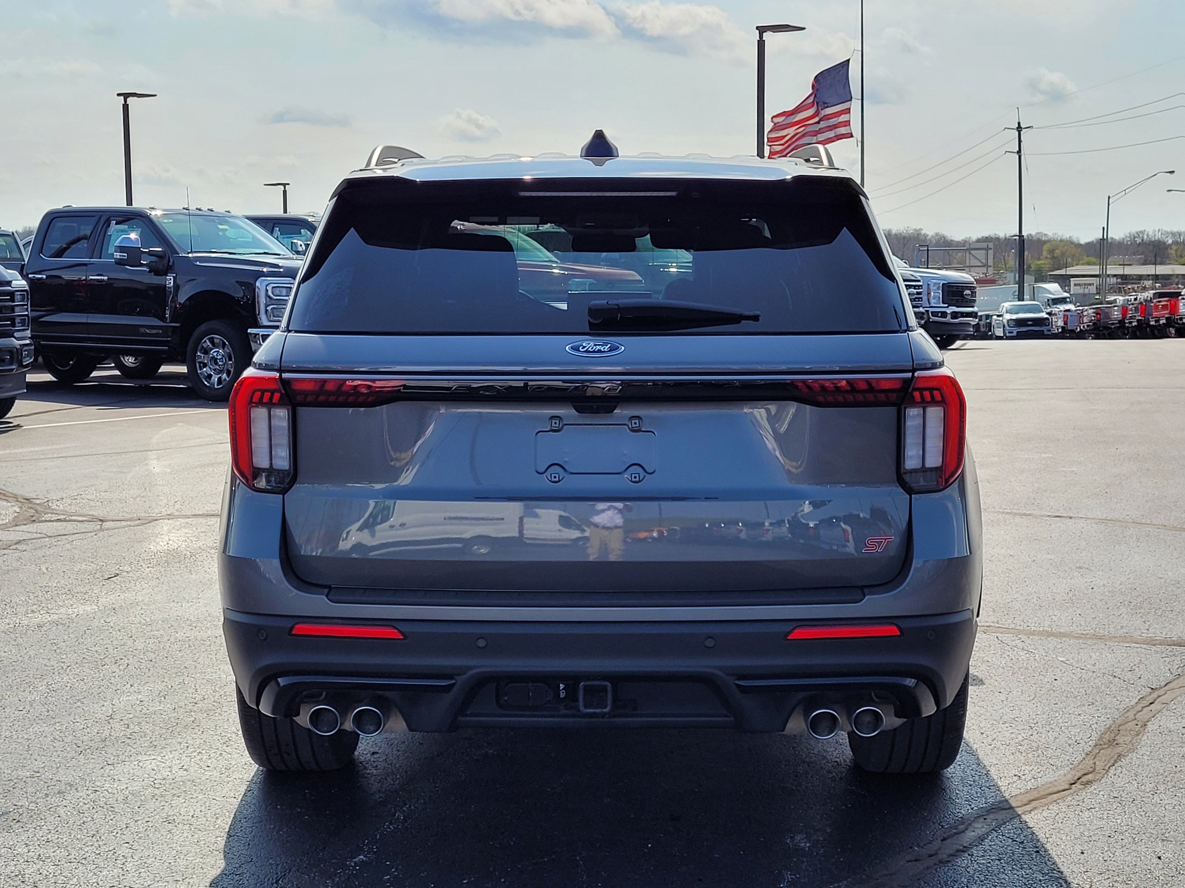 2025 Ford Explorer ST