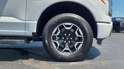 2023 Ford F-150 Lightning XLT